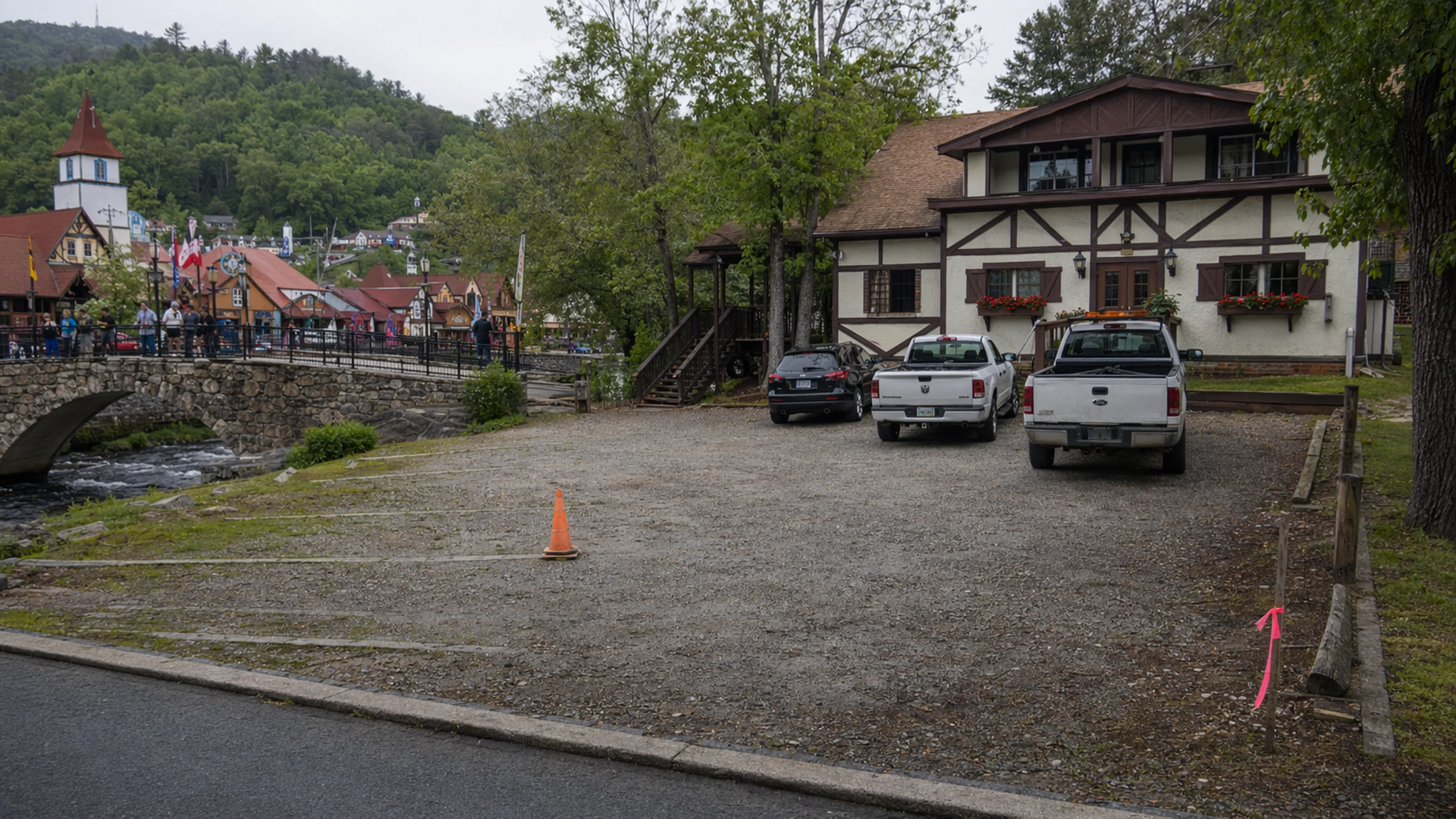 Jeff Ash, Hoen Strasse, And The Eleven-Space Parking Lot That Has Been On A City Commission Agenda Without Resolution Four Months In A Row